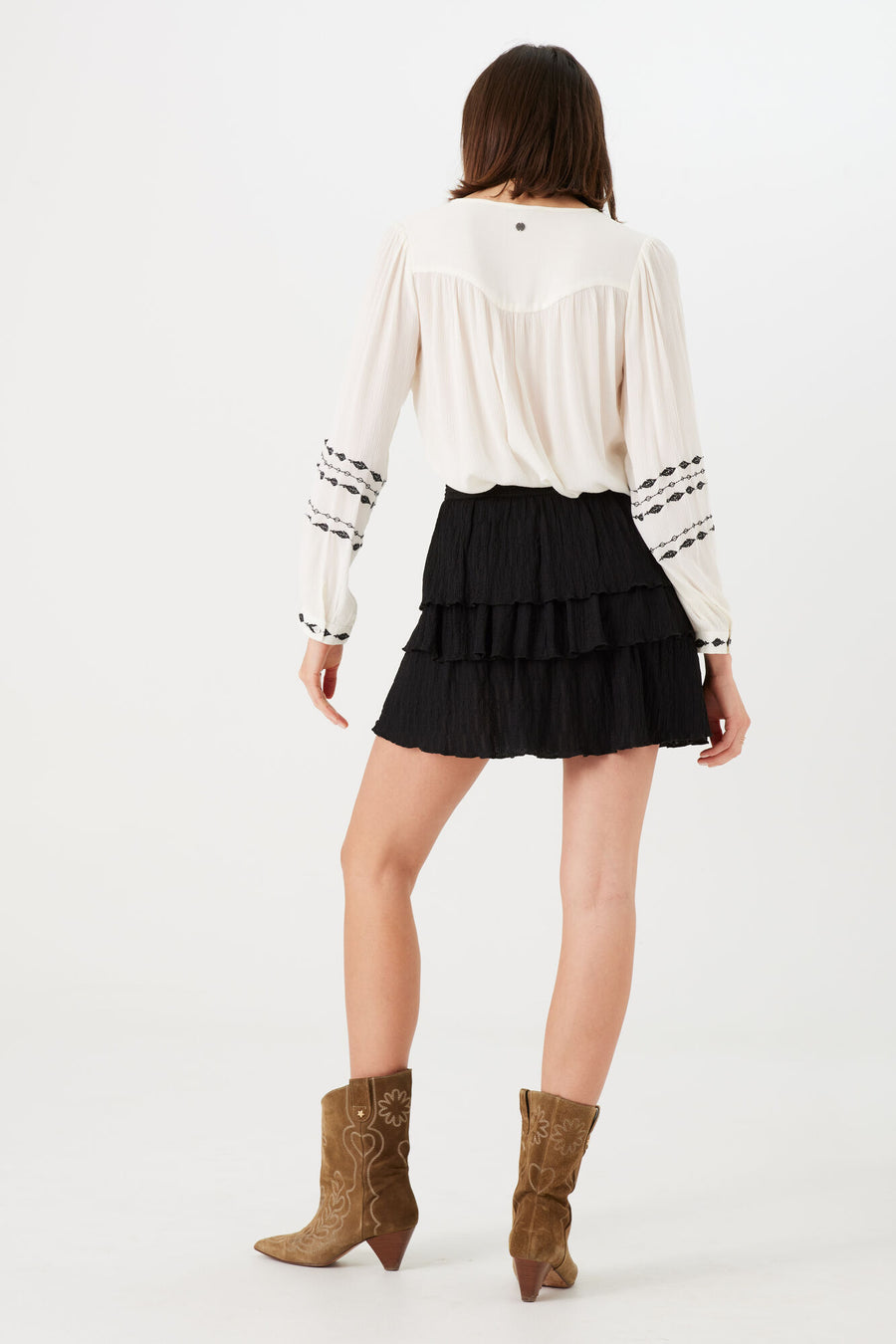 Garcia White Blouse with Embroidered Detail