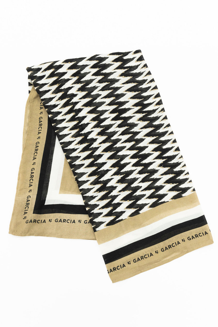 Garcia Scarf with Printed Pattern - Black